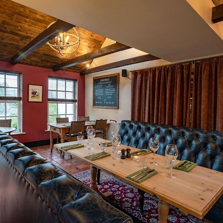 The Royal Oak Inn Chichester Exteriér fotografie