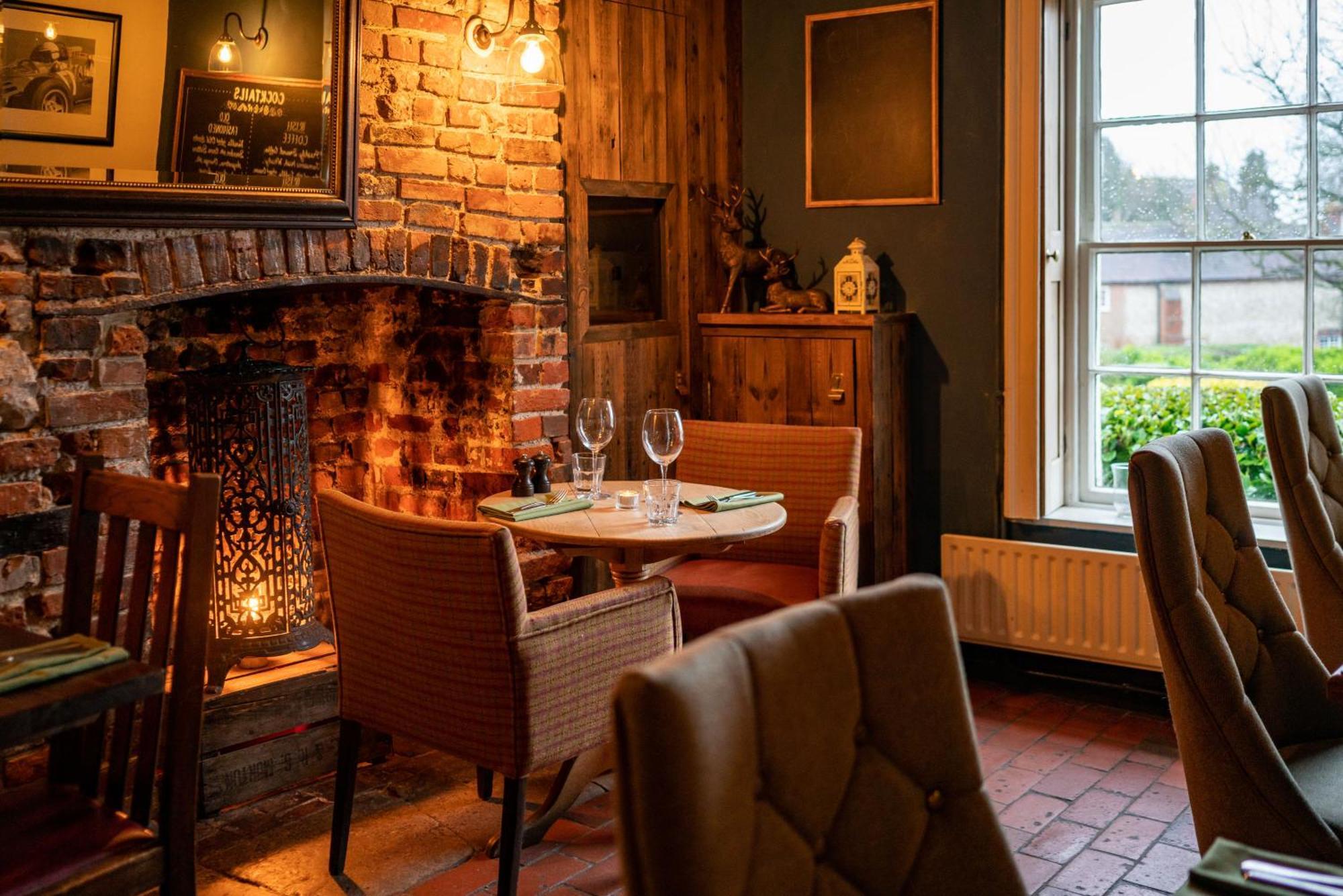The Royal Oak Inn Chichester Exteriér fotografie