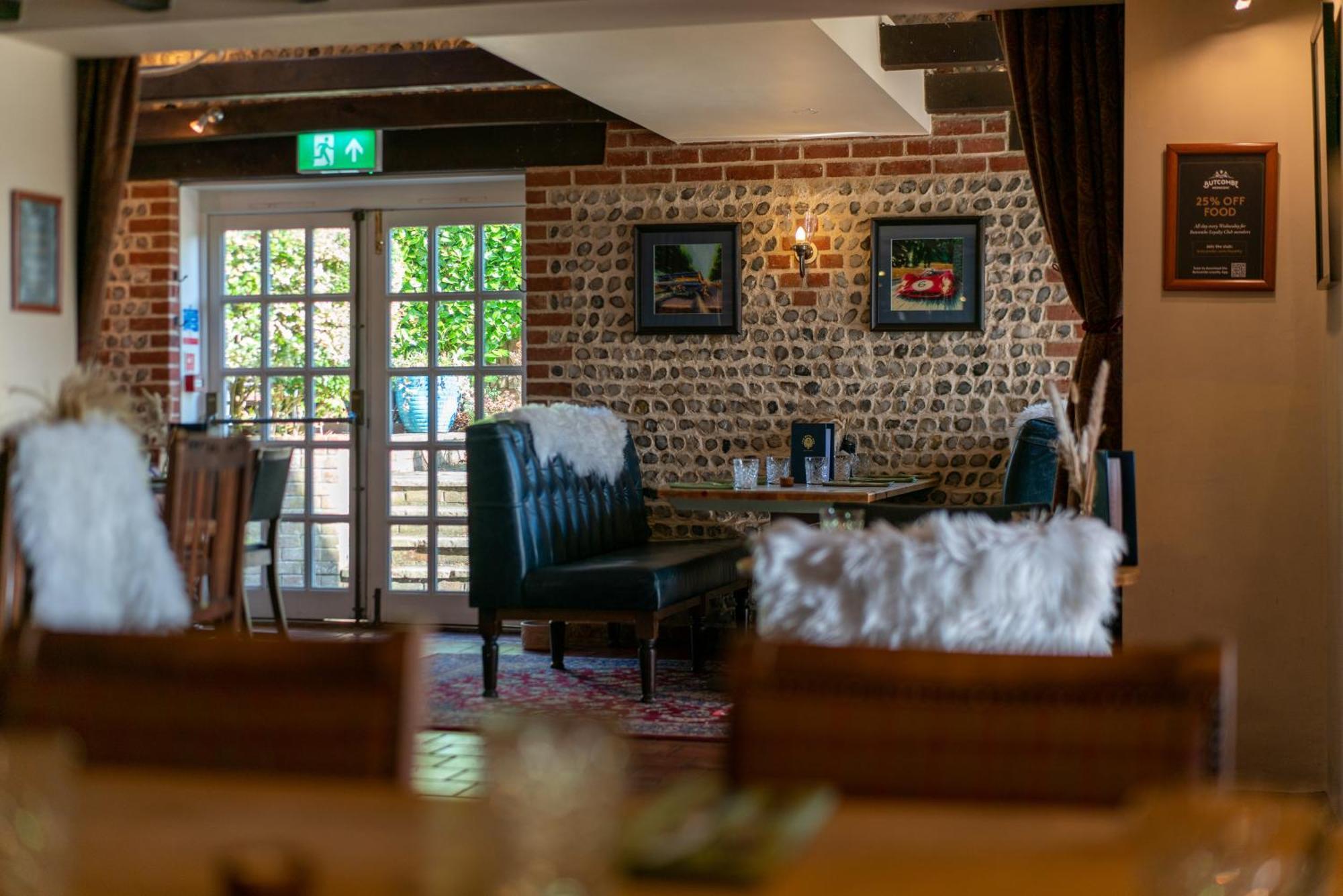 The Royal Oak Inn Chichester Exteriér fotografie