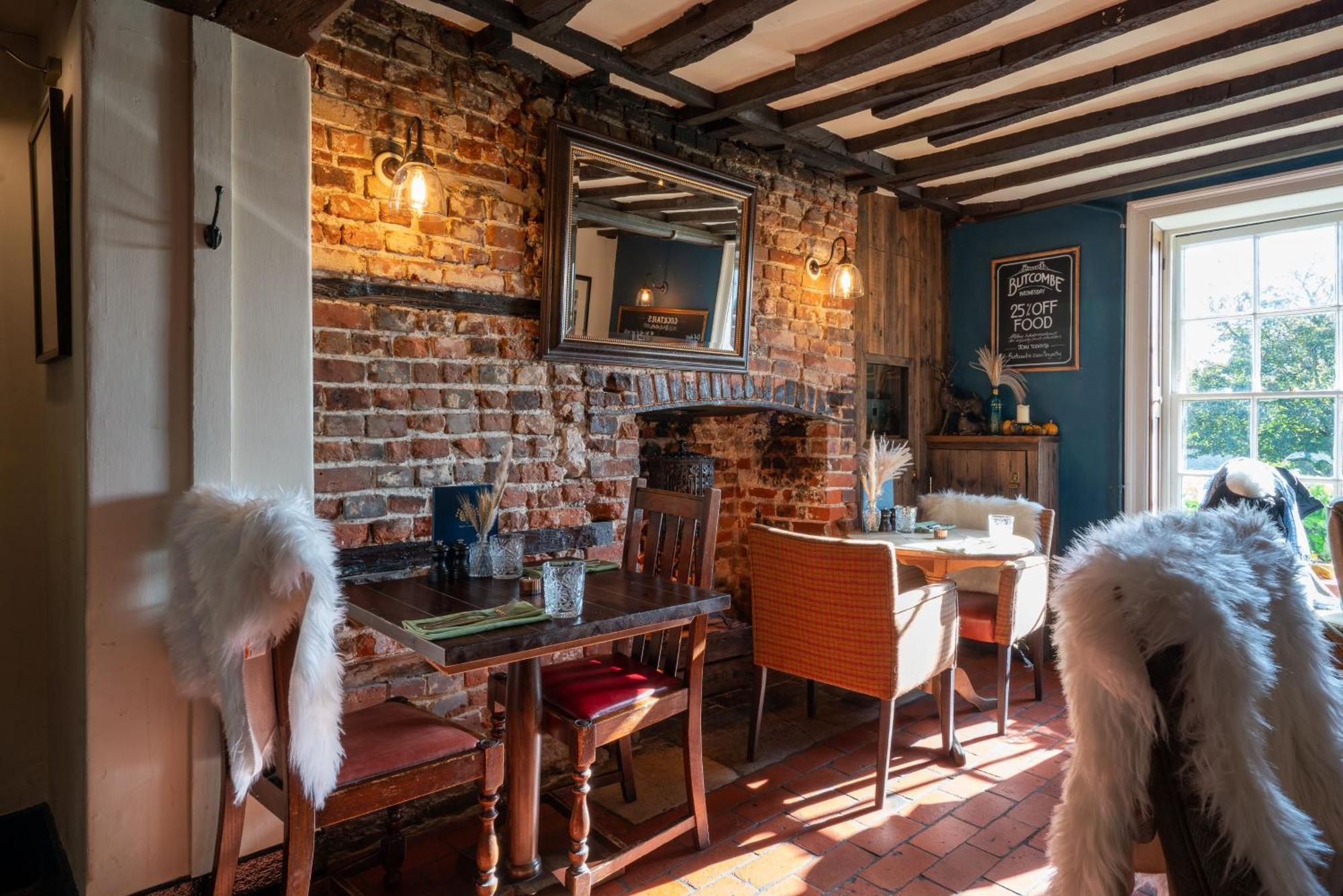 The Royal Oak Inn Chichester Exteriér fotografie