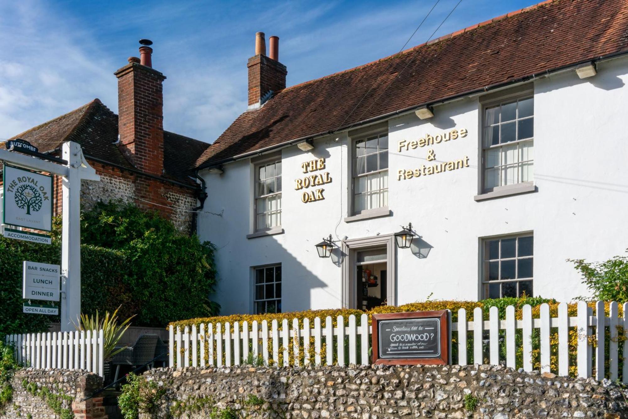 The Royal Oak Inn Chichester Exteriér fotografie