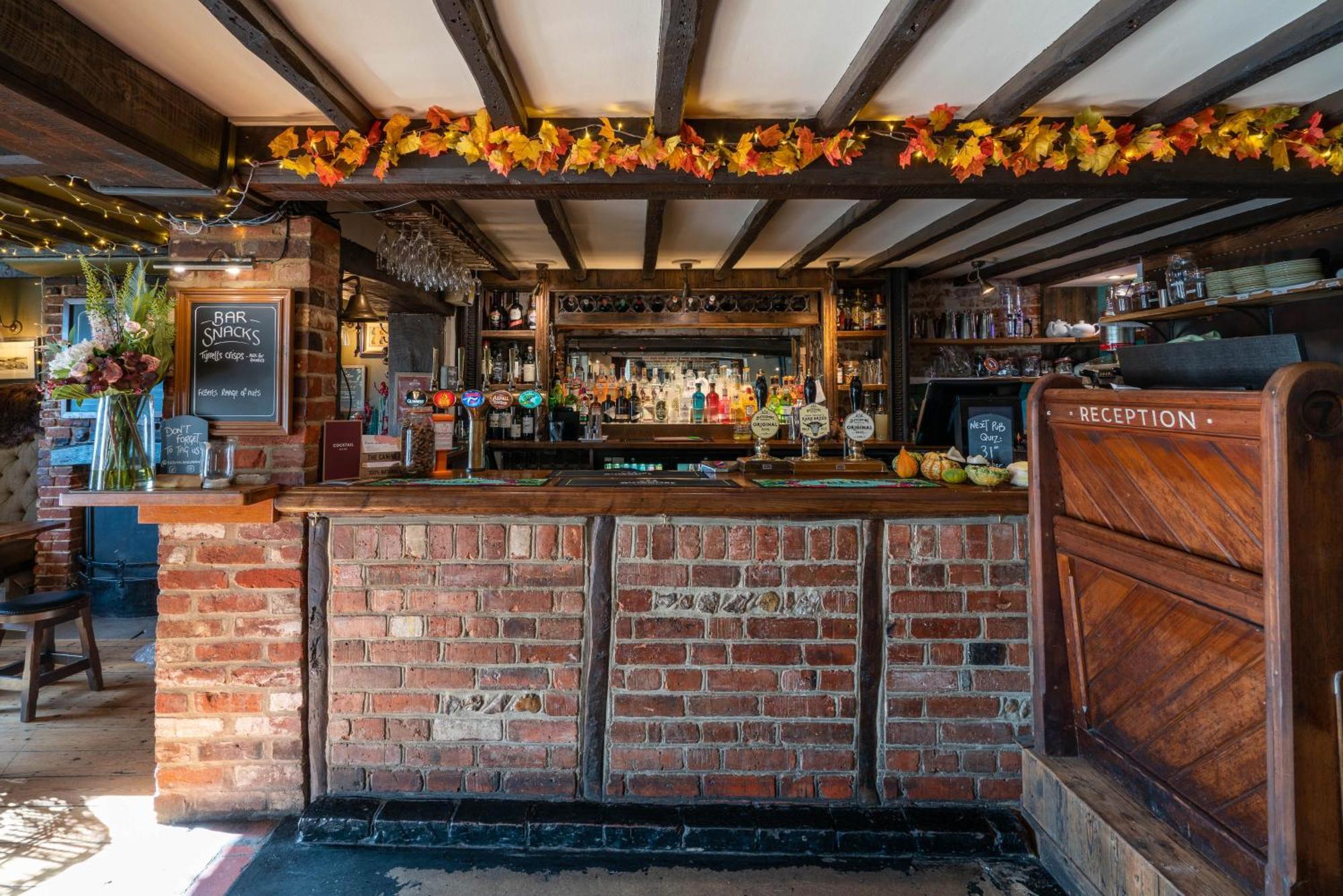 The Royal Oak Inn Chichester Exteriér fotografie