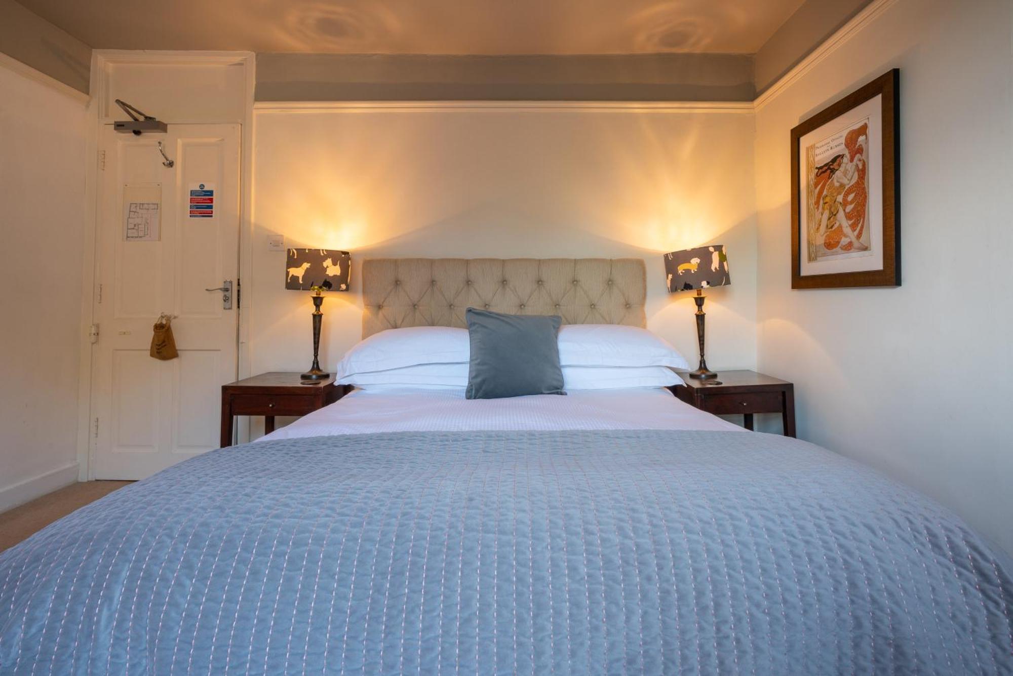The Royal Oak Inn Chichester Exteriér fotografie