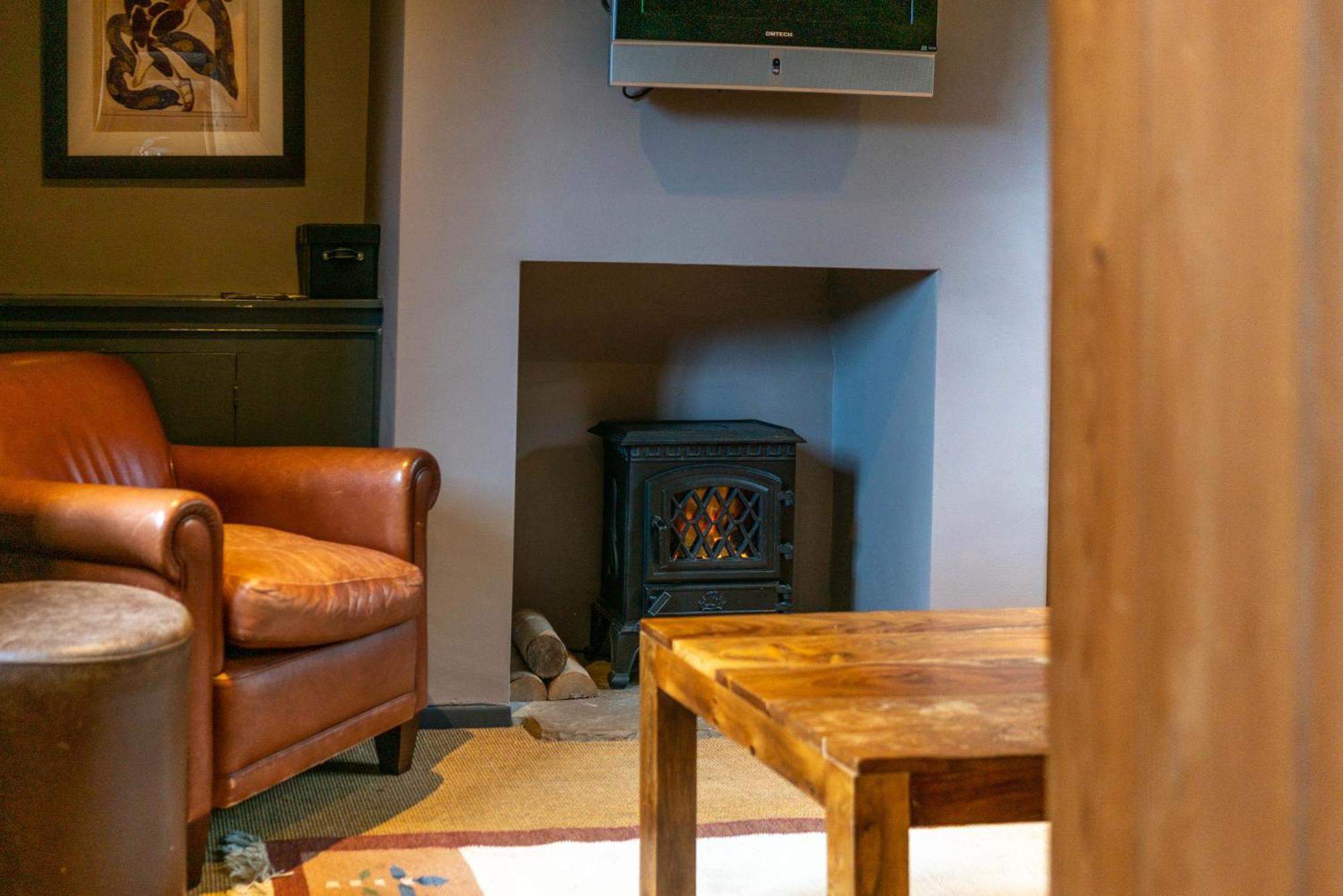 The Royal Oak Inn Chichester Exteriér fotografie